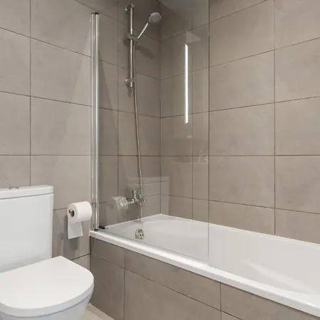 Modern 3 Bedroom With Big Terrace Estepona