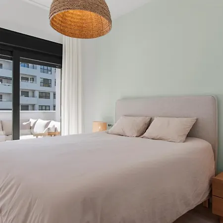 Apartment Modern 3 Bedroom With Big Terrace